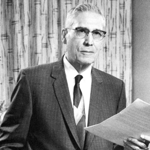 Don Rómulo Garza Guerra